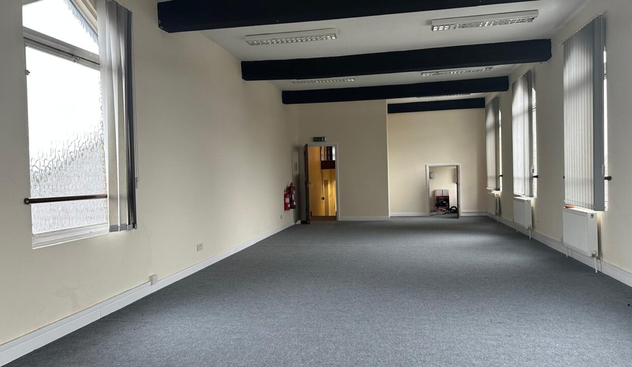 2nd floor front office great baddow