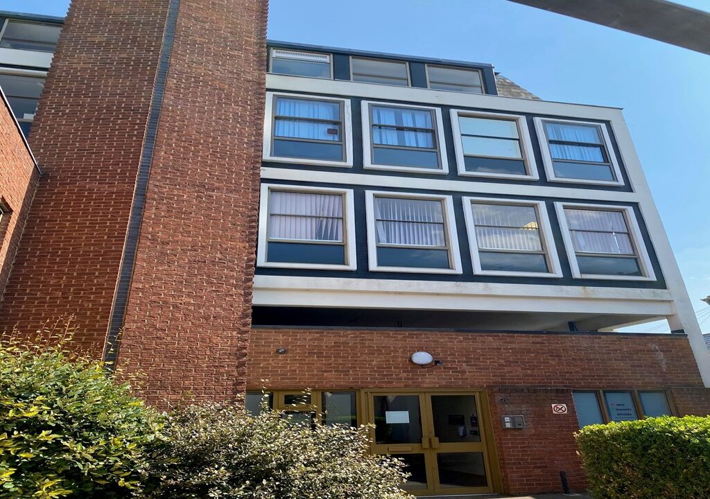 moulsham court front