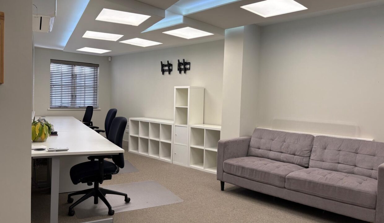 1st rear 4 wells street