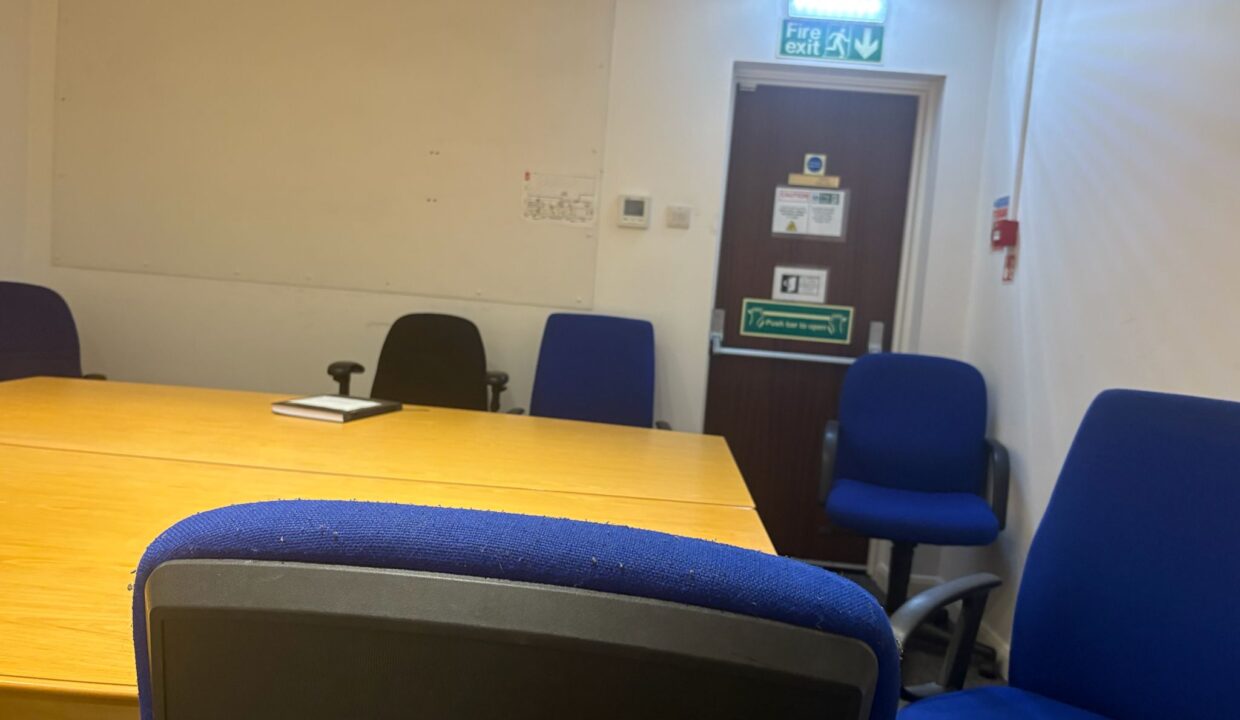 meeting room temple wood