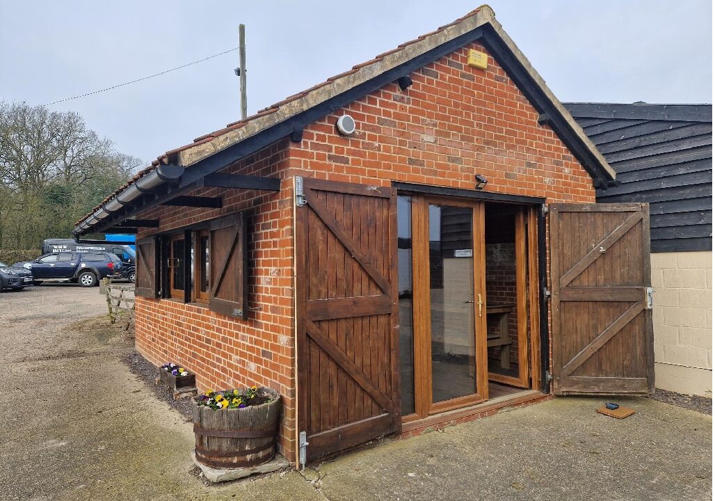 Little Mountains Craft exterior