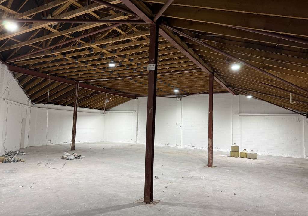 internal photo 2 dribert